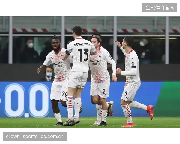 AC米兰禁区内的配合彰显默契与效率